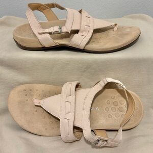 Vionic Lupe Leather Support Comfort Sandal Pale Blush Size 11 Wide